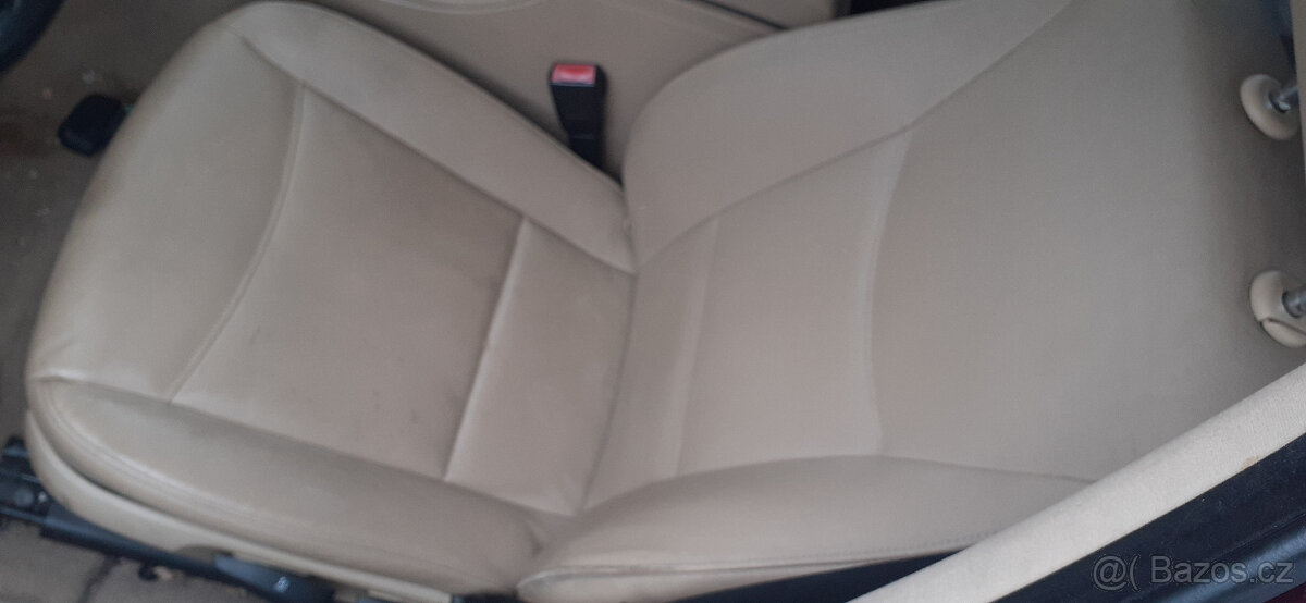 BMW e91 - Kožený vyhřívaný interiér - 2