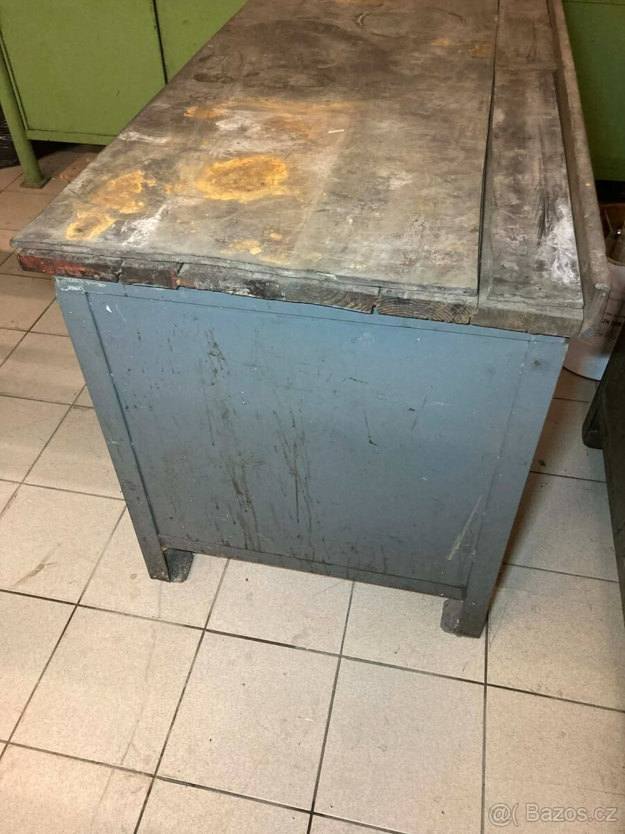 Dílenský ponk - 2
