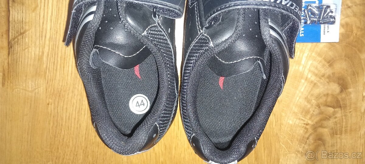 Cyklotretry Specialized - 2