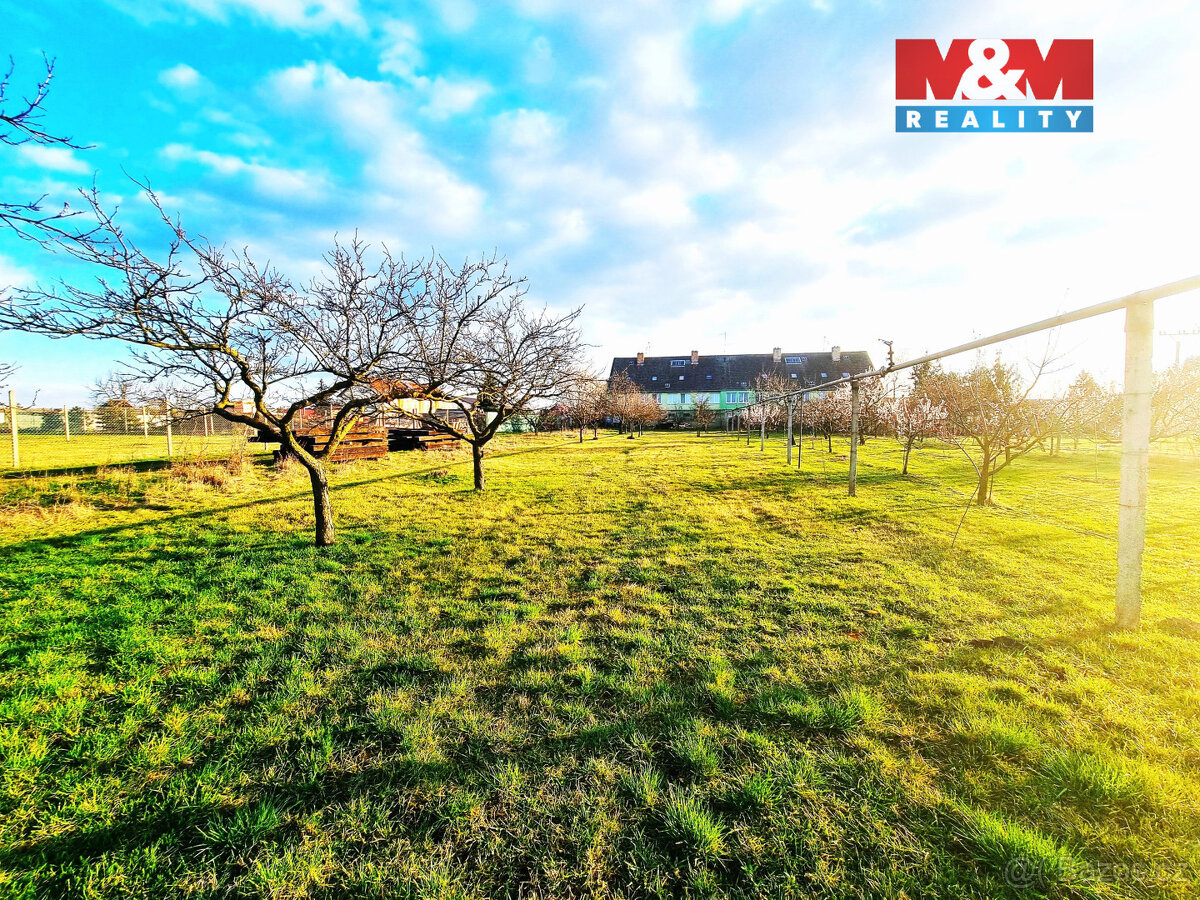 Prodej pozemku k bydlení, 892 m², Hrádek - 2