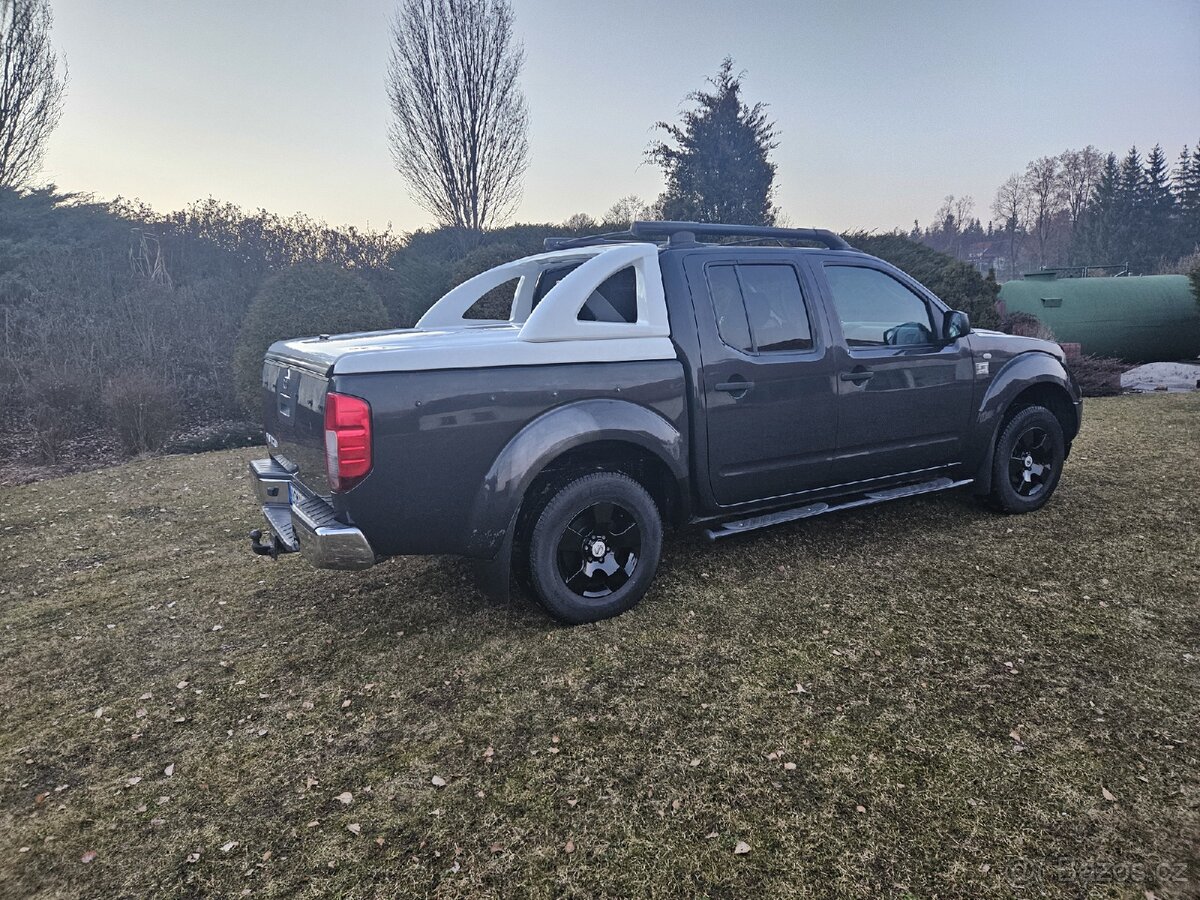 Nissan Navara - 2