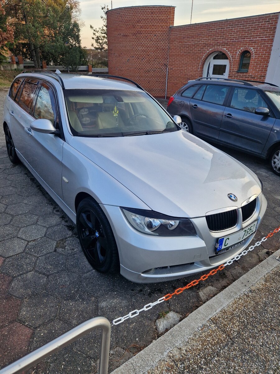 BMW 318d 90kw touring - 2