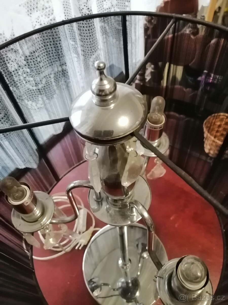 Prodam černou lampu. - 2