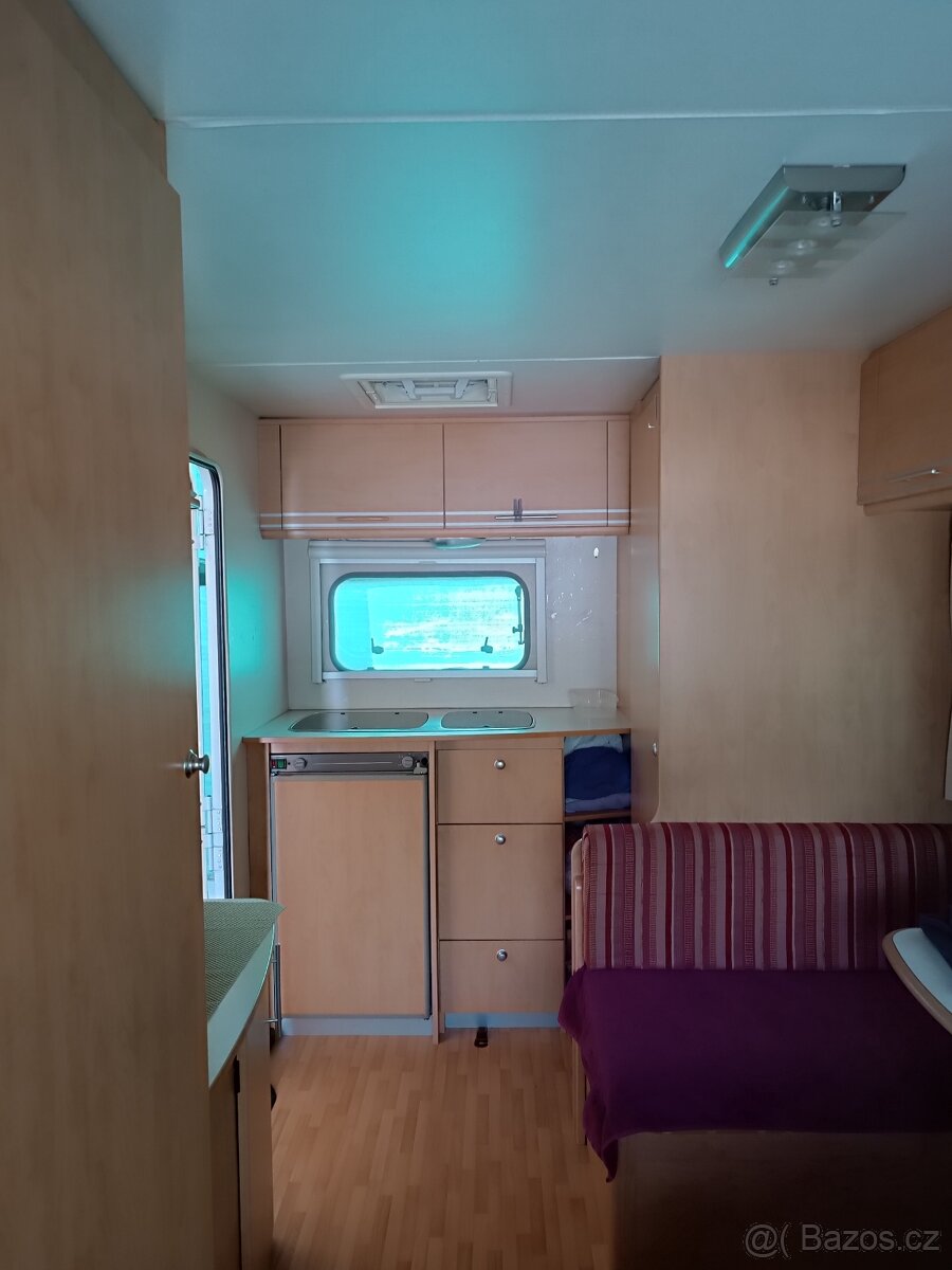 prodám karavan - 2