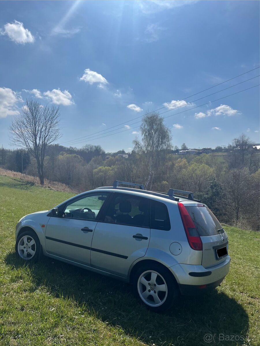 Ford Fiesta - 2