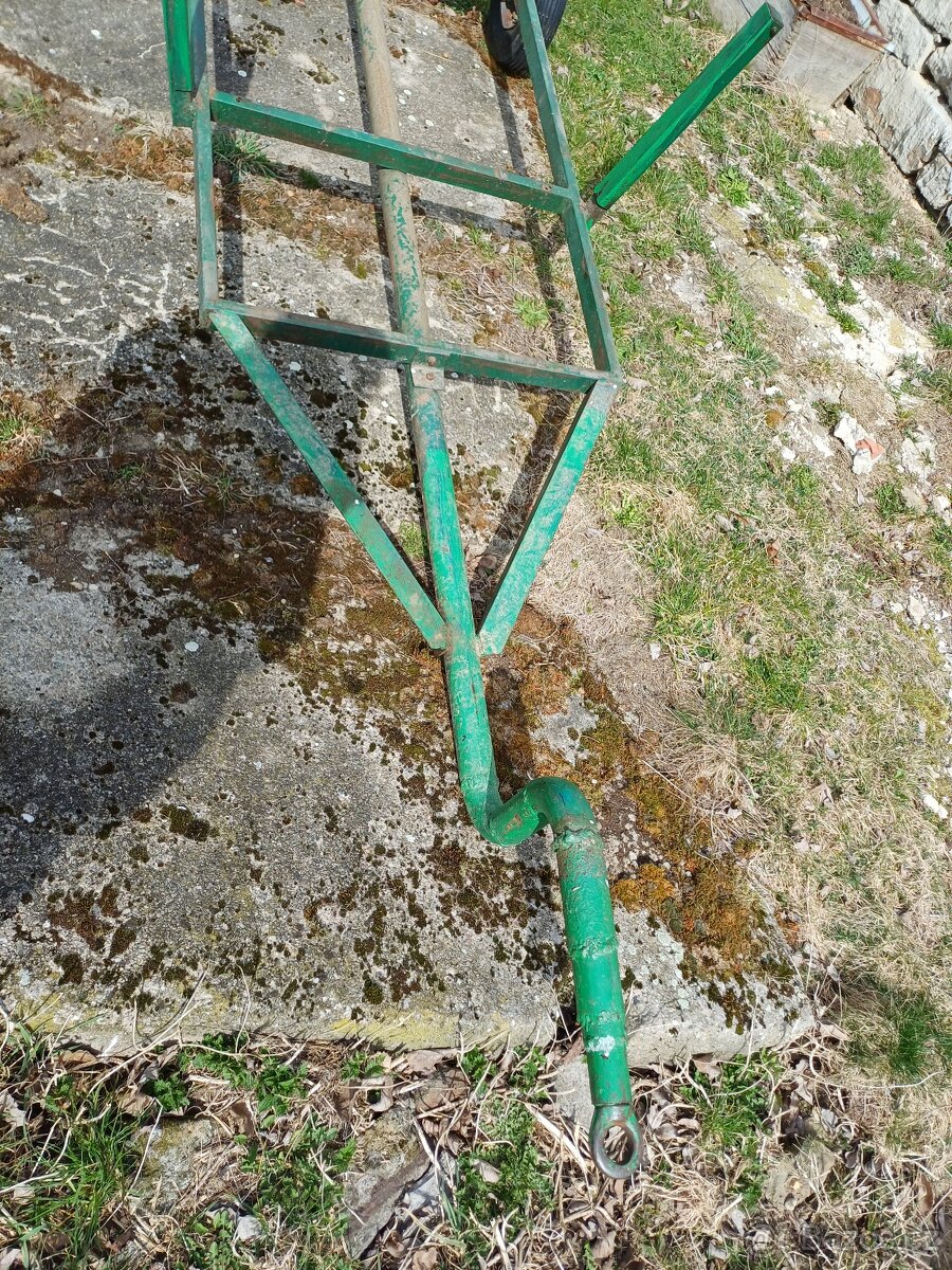 přívěsný vozik - 2