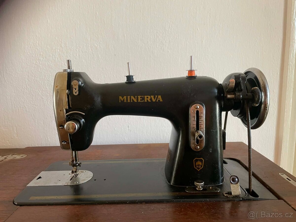 Šicí stroj MINERVA - 2