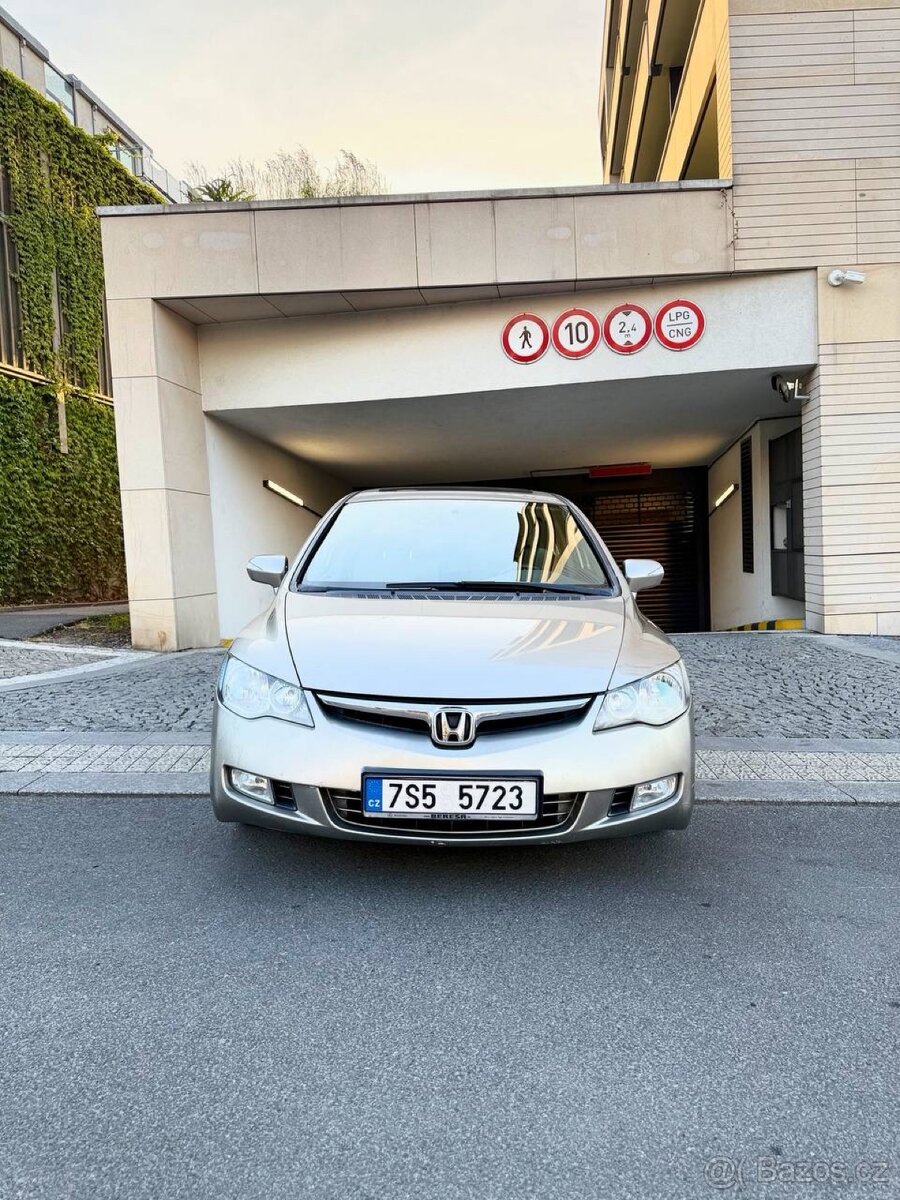 Honda Civic 8g Sedan - 2