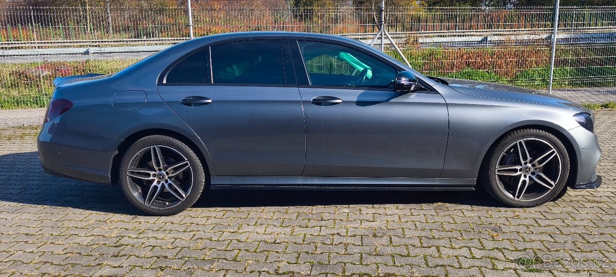 Mercedes E 220d, DPH, 7/2020, 33tis km, bourané - 2