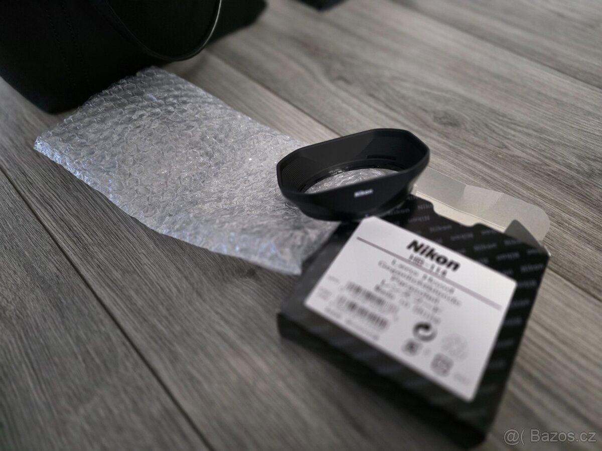 Nikon Sluneční clona HB-114 - 2