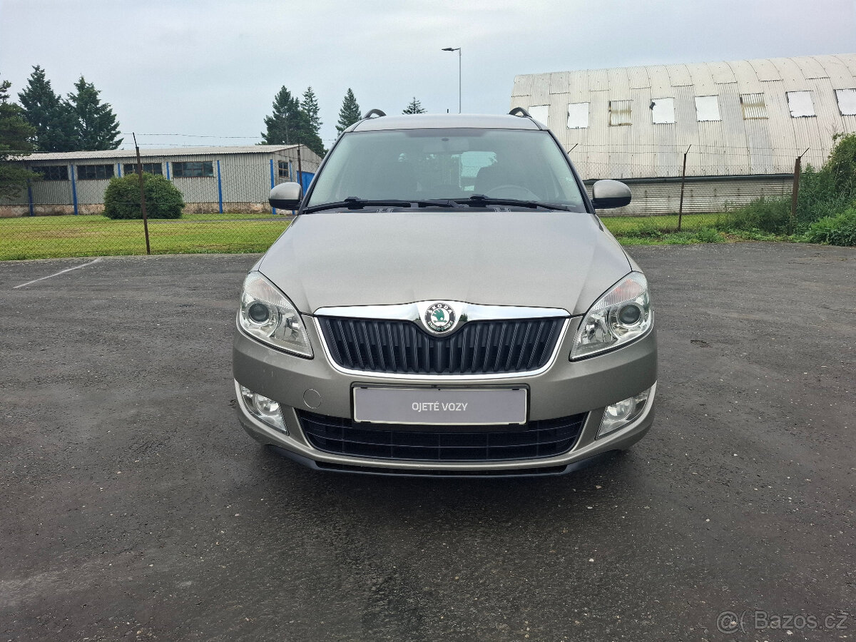 Škoda Roomster 1.2TSi 63kW,klimatizace,senzory - 2