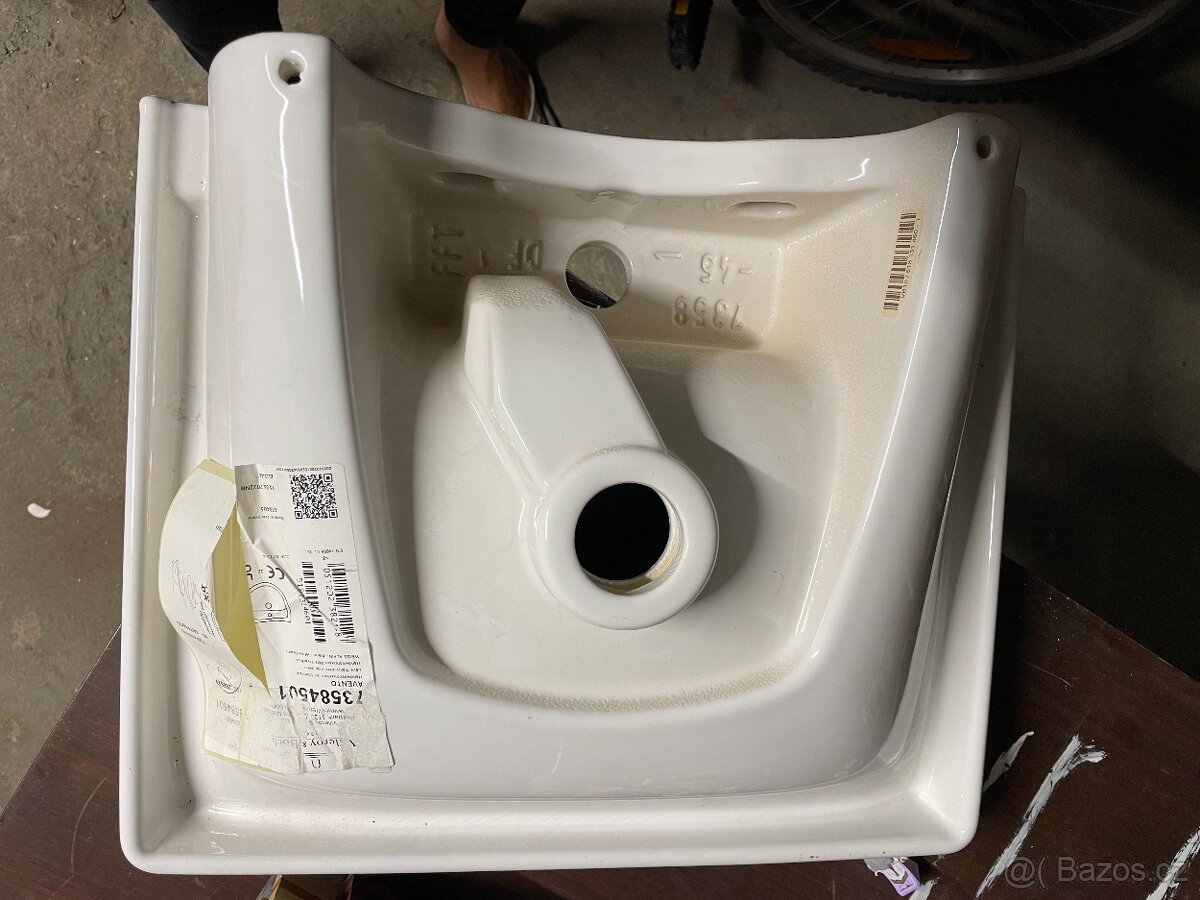 Umývátko Villeroy & Boch Avento 45x37 cm 73584501 - 2