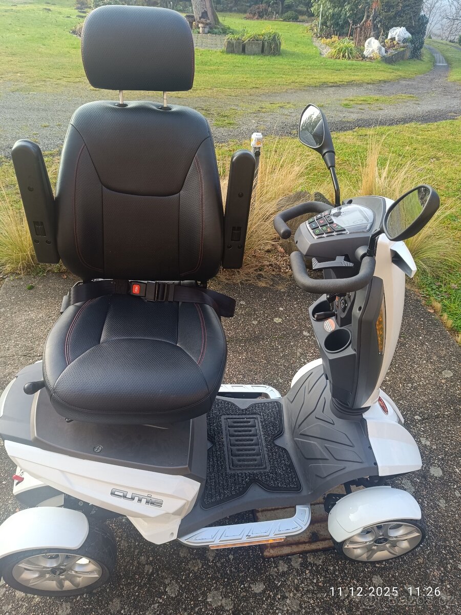 Prodám elektrický skútr CUTIE - 2