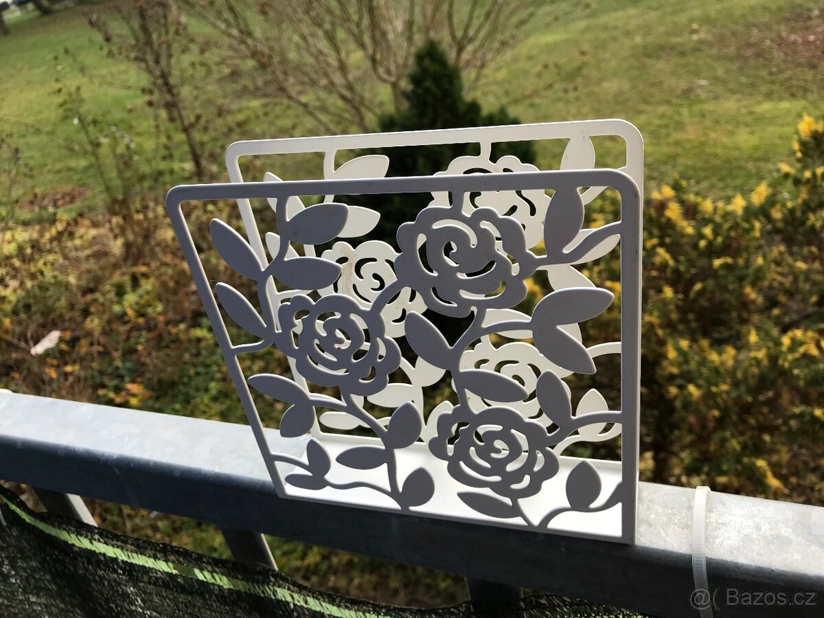 držák ubrousku na stůl - 2