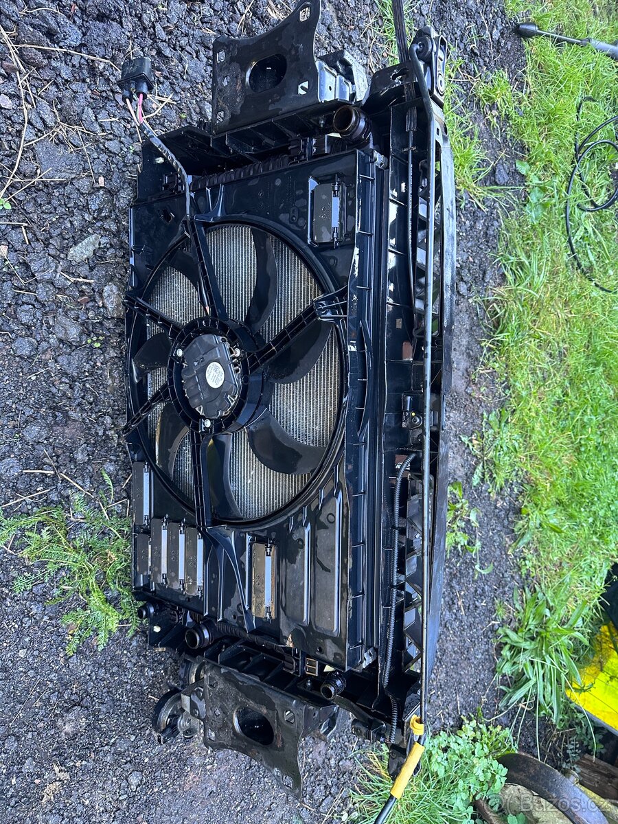 Chladičova stěna Leon 3 2.0tdi 135kw - 2