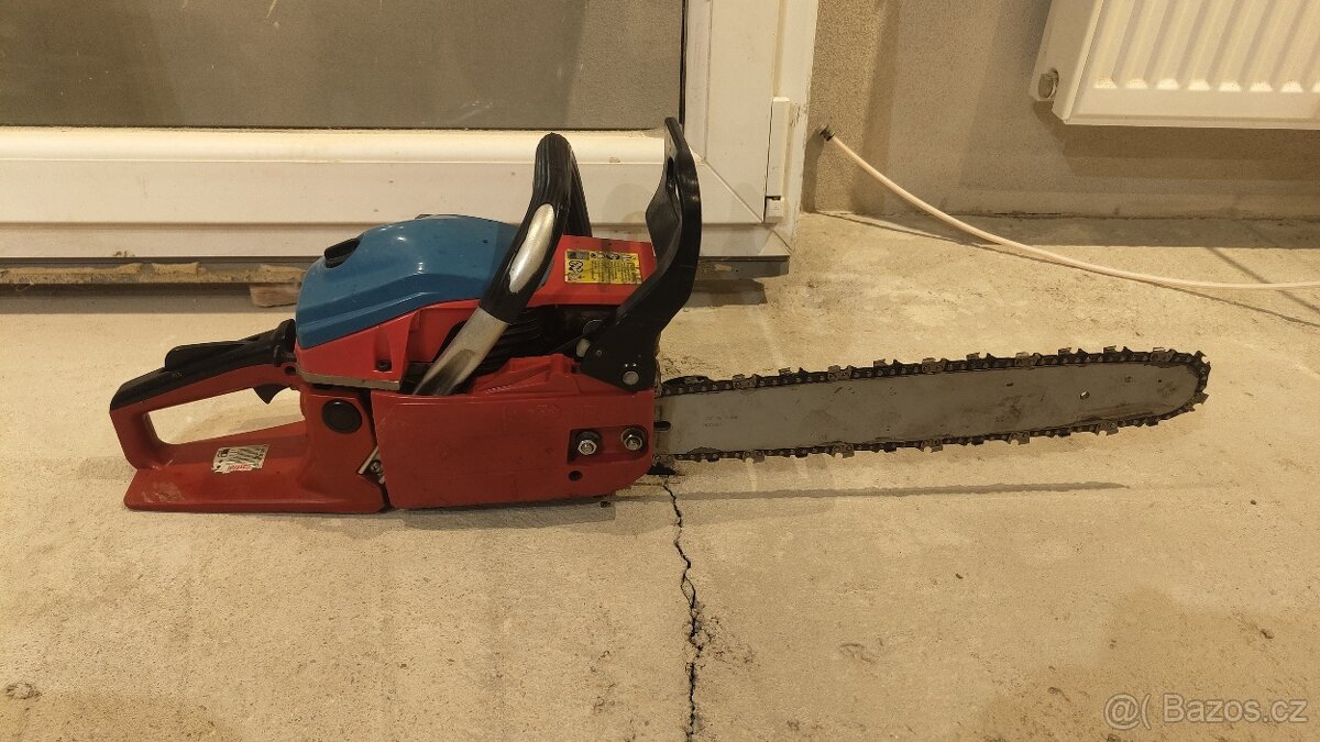 Motorová pila Hecht - 2