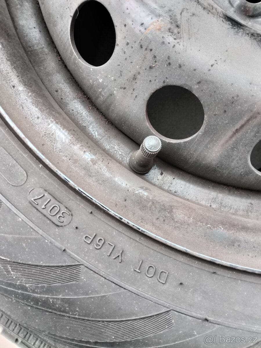 Nokian 195/65/15 M+S - 2