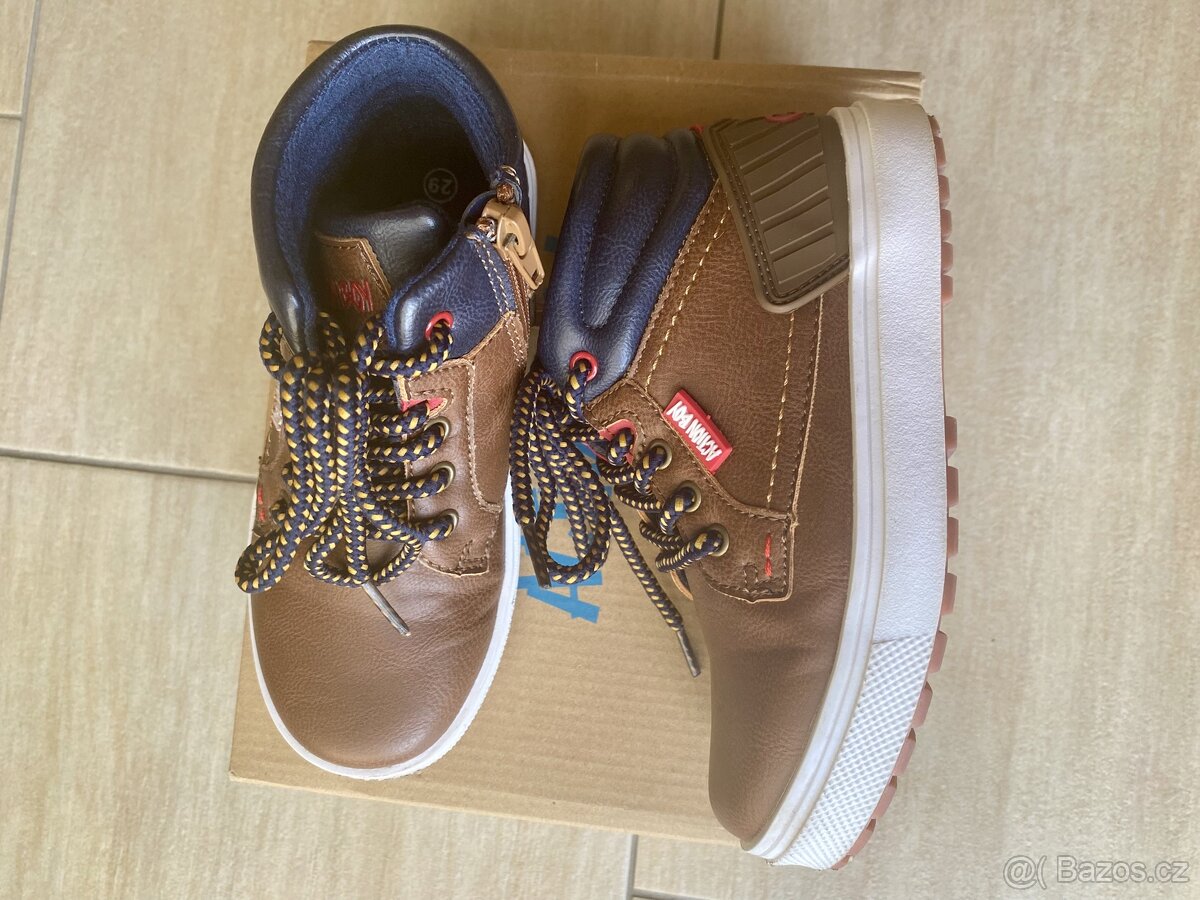 Kotníková šněrovací obuv vel. 29 - 2