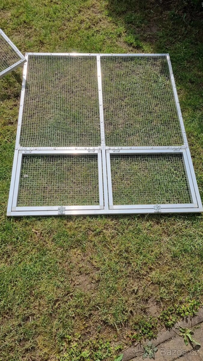 Blok voliér pro malé exoty - 2