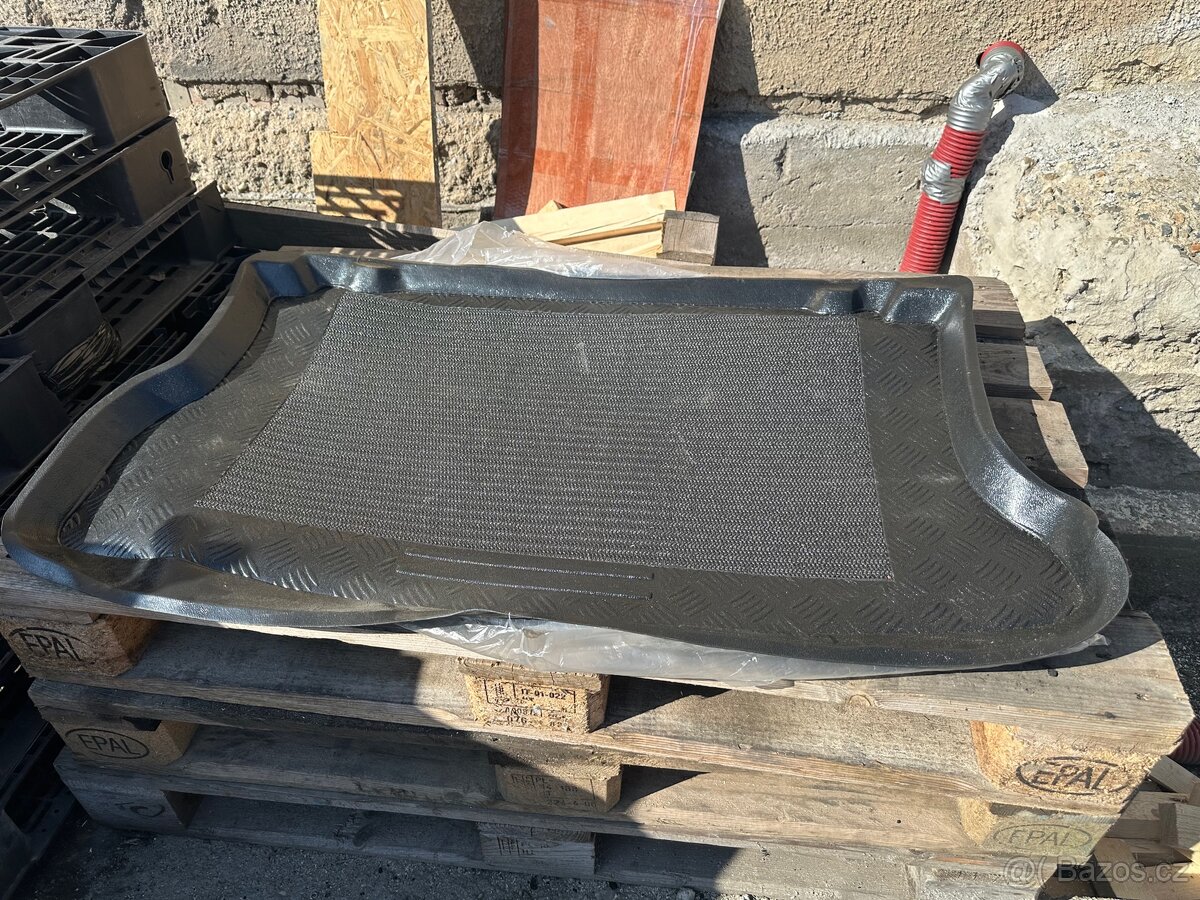 Renault Clio 1998-2005 vana do kufru - 2