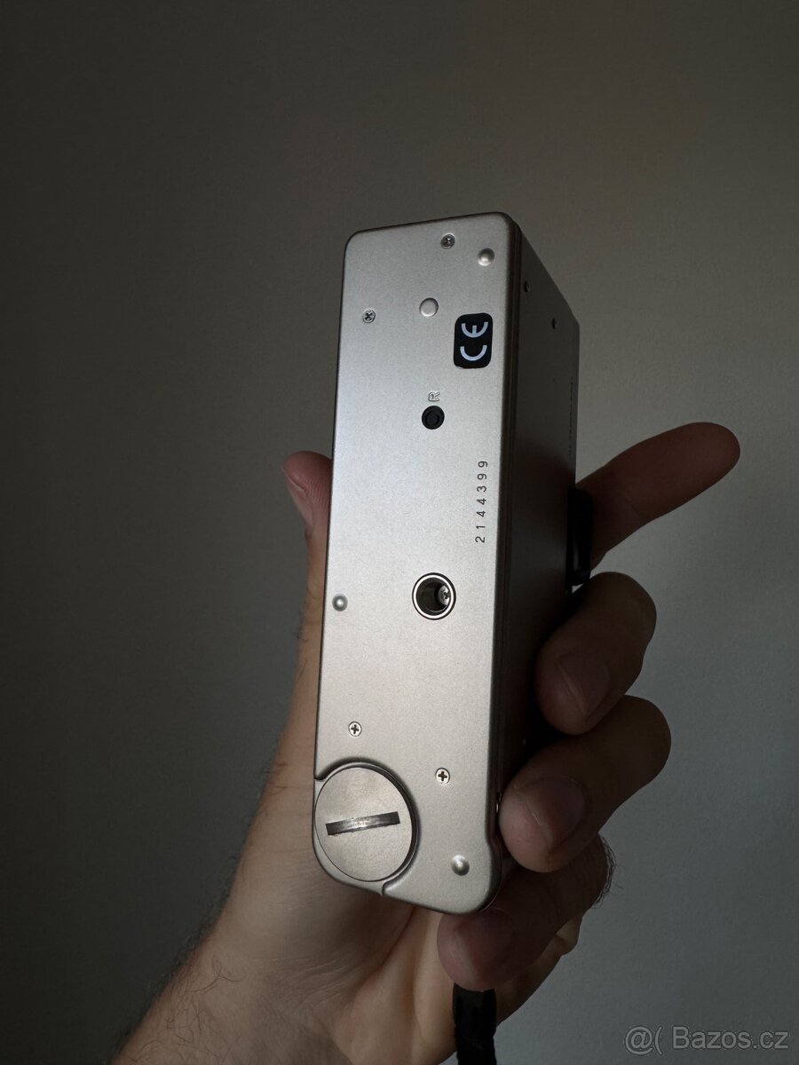 Leica Minilux 40mm f/2.4 - 2