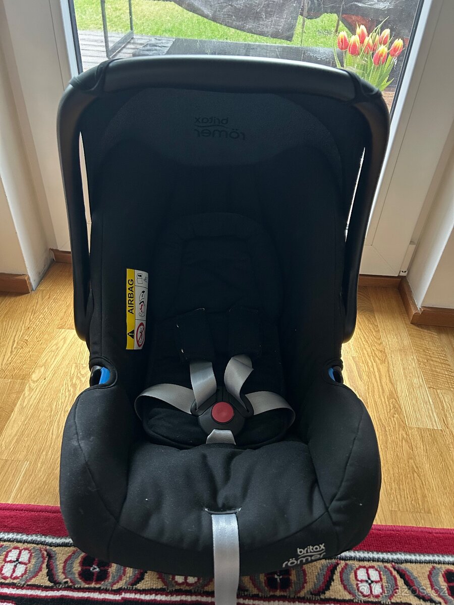 Autosedačka Britax römer - 2