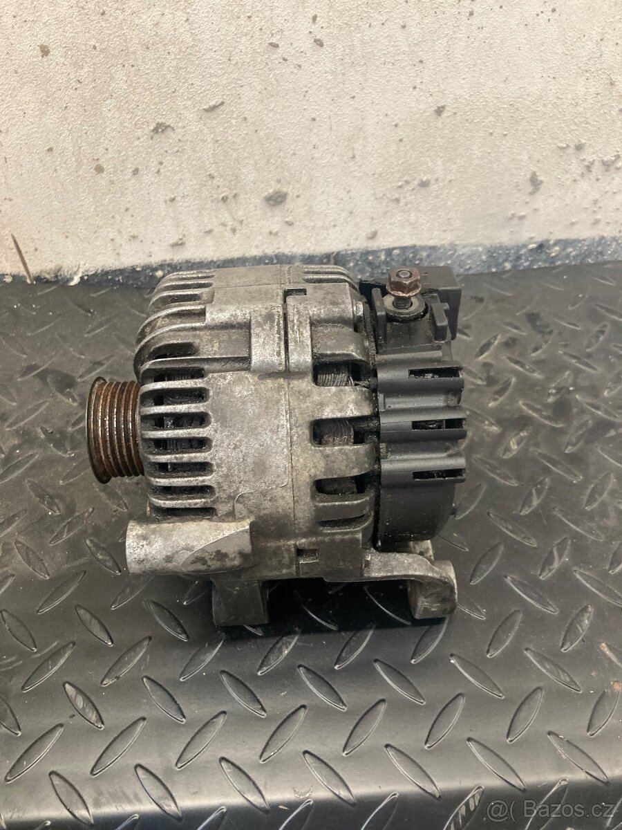 BMW E65 745i - Alternator - 2