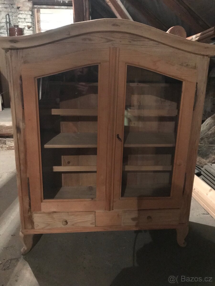 Skříň 99x88x31 - 2