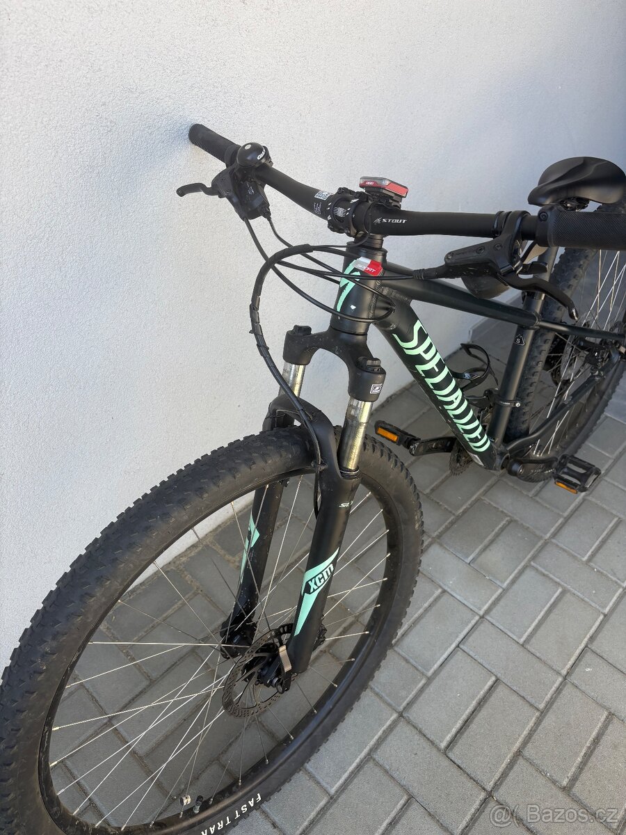 Specialized Rockhopper, rám S, kola 29” - 2