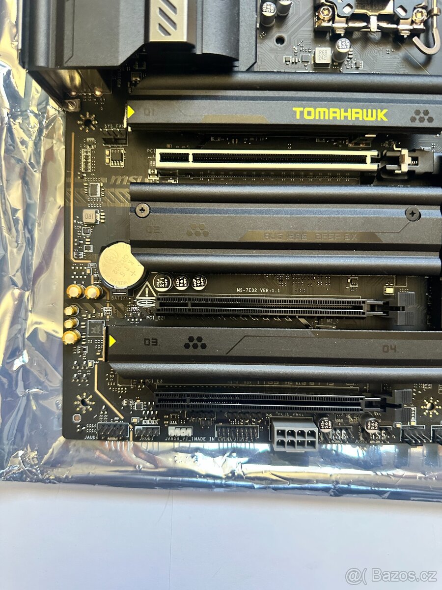 MSI MAG Z890 TOMAHAWK WIFI - 2