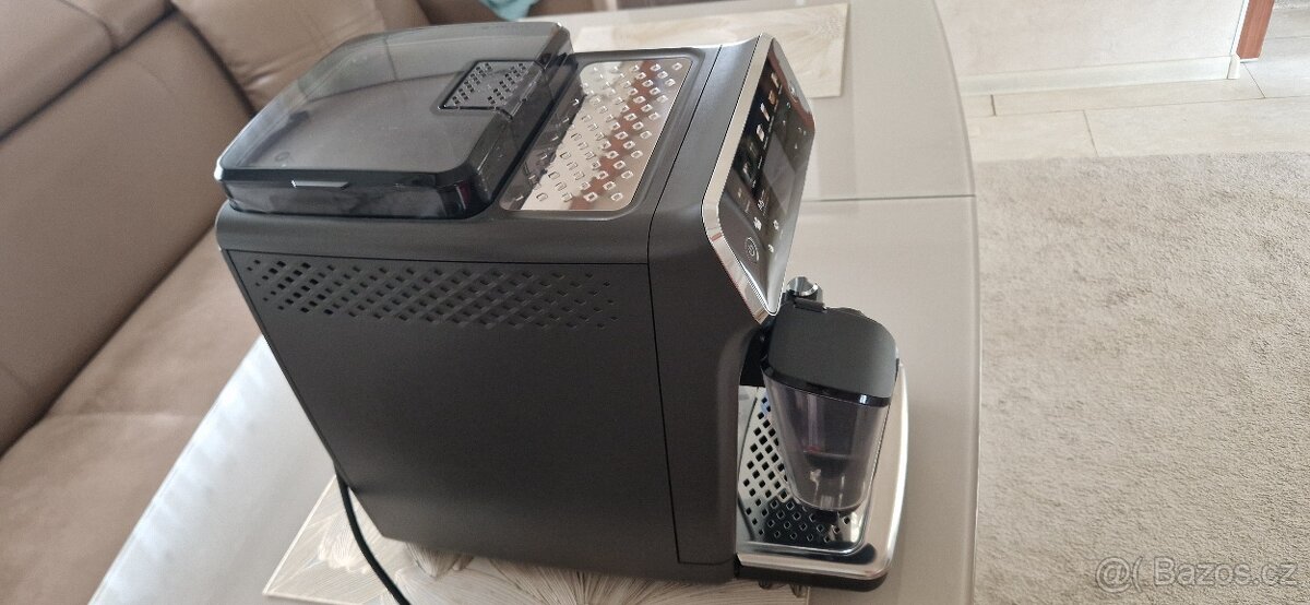 Kavovar Philips lattego 5400 - 2