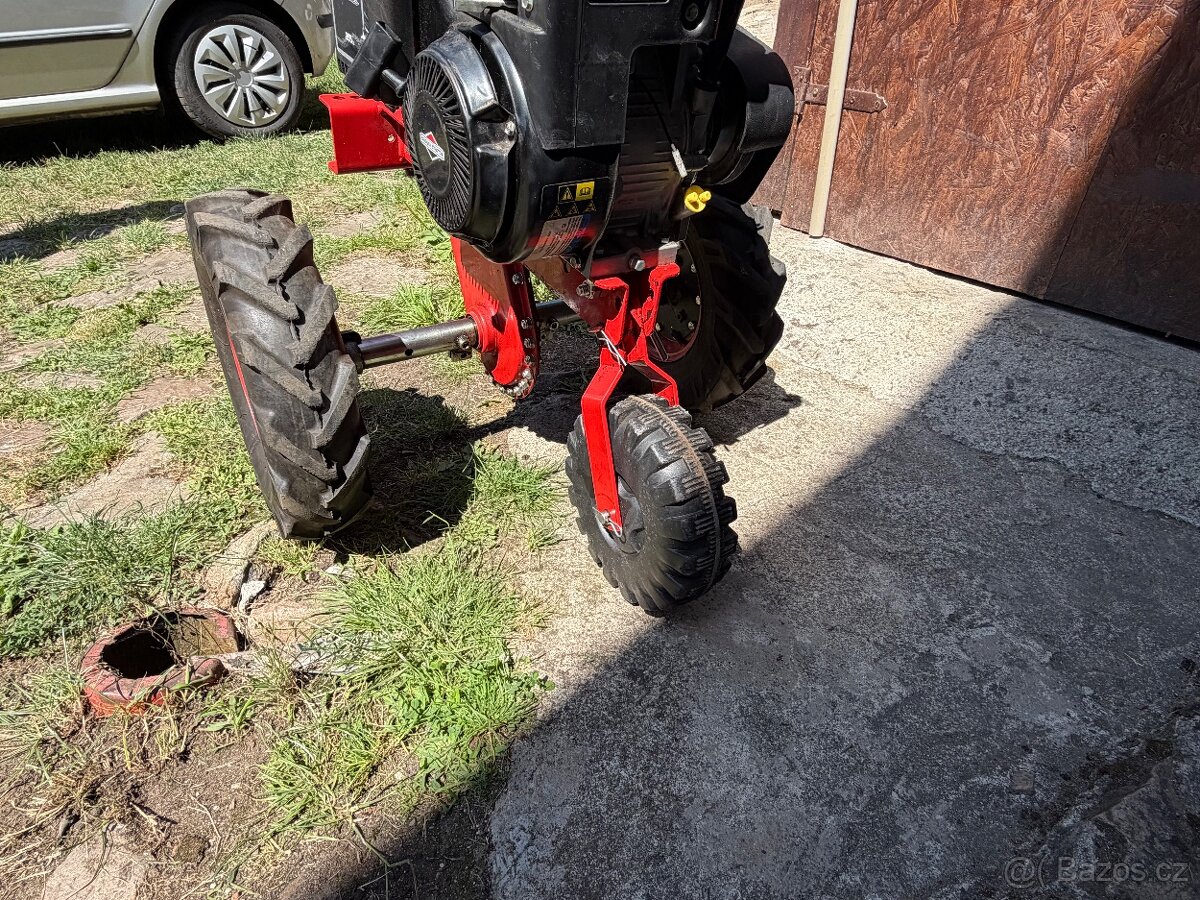 Kultivátor / malotraktor Briggs & Stratton 205cc - 2