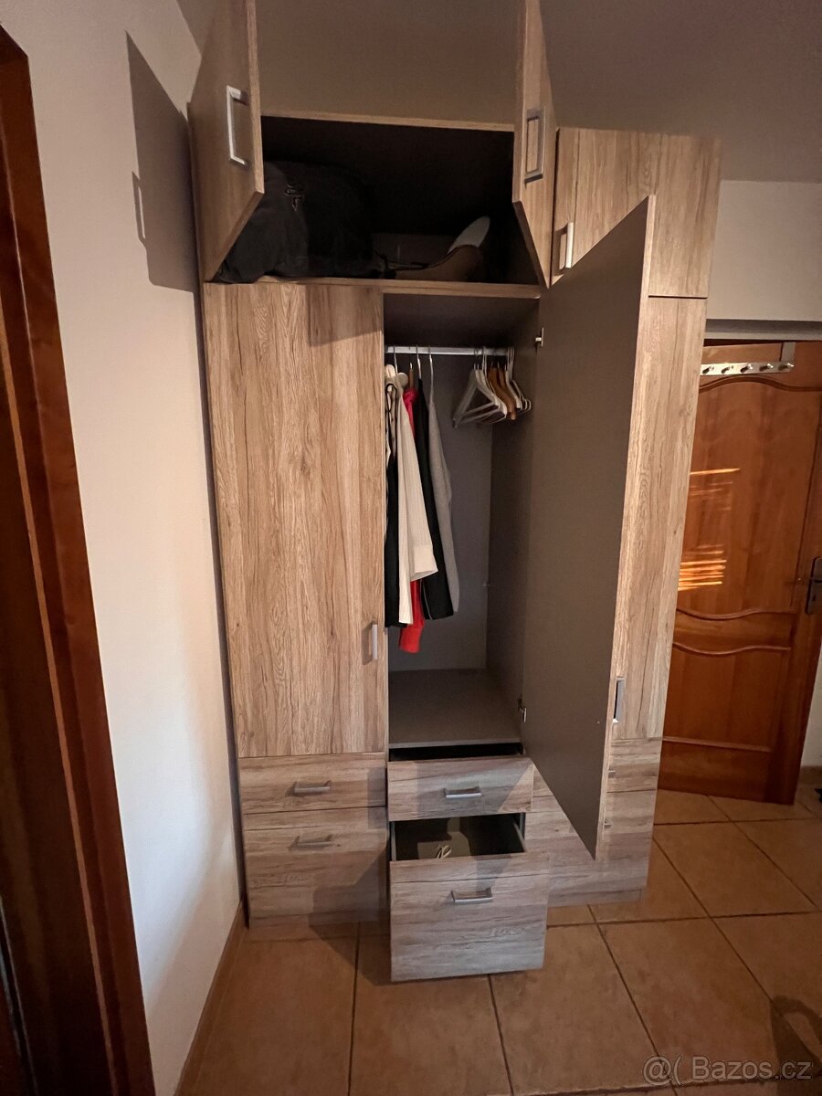 Šatní skříně - 2