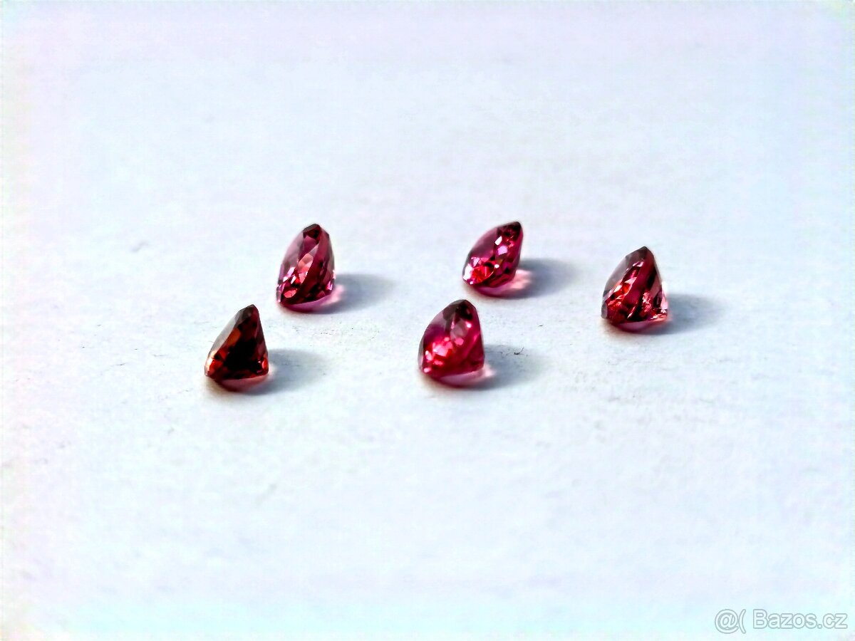 Turmaliny-lot-2,18 ct. - 2