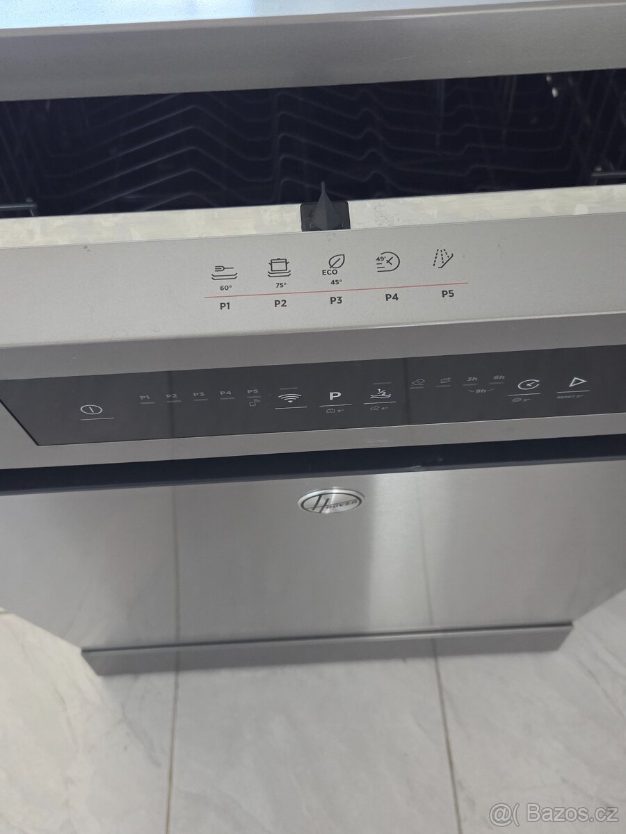Myčka Hoover - šedá - 2