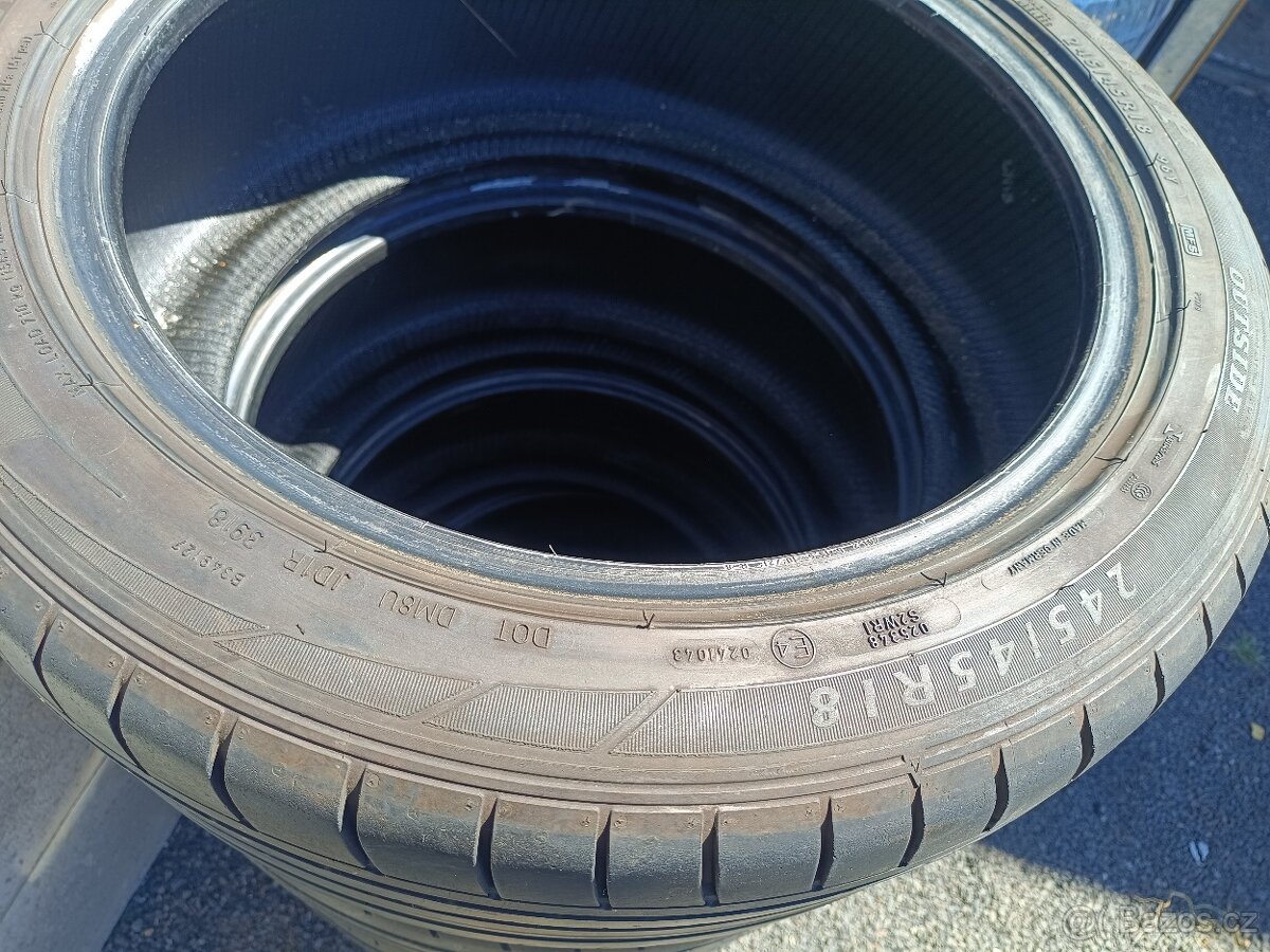 245/45 R18 letni Dunlop - 2