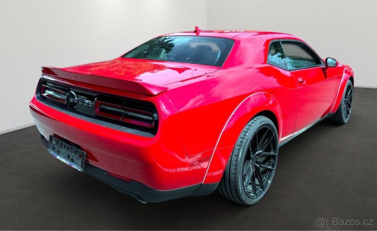 Dodge Challenger 5.7 V8 HEMI R/T WIDEBODY - 2