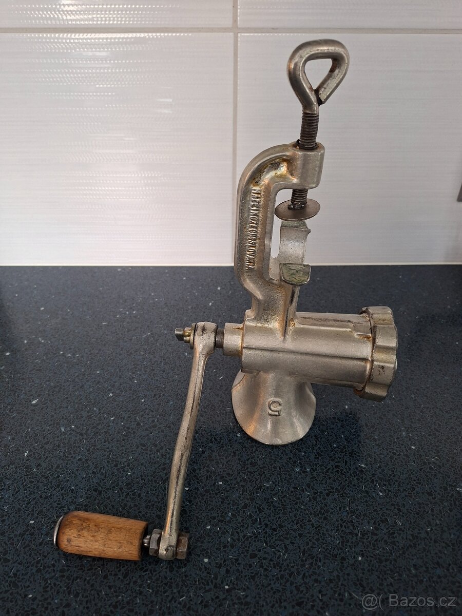 Kovový mlýnek - 2