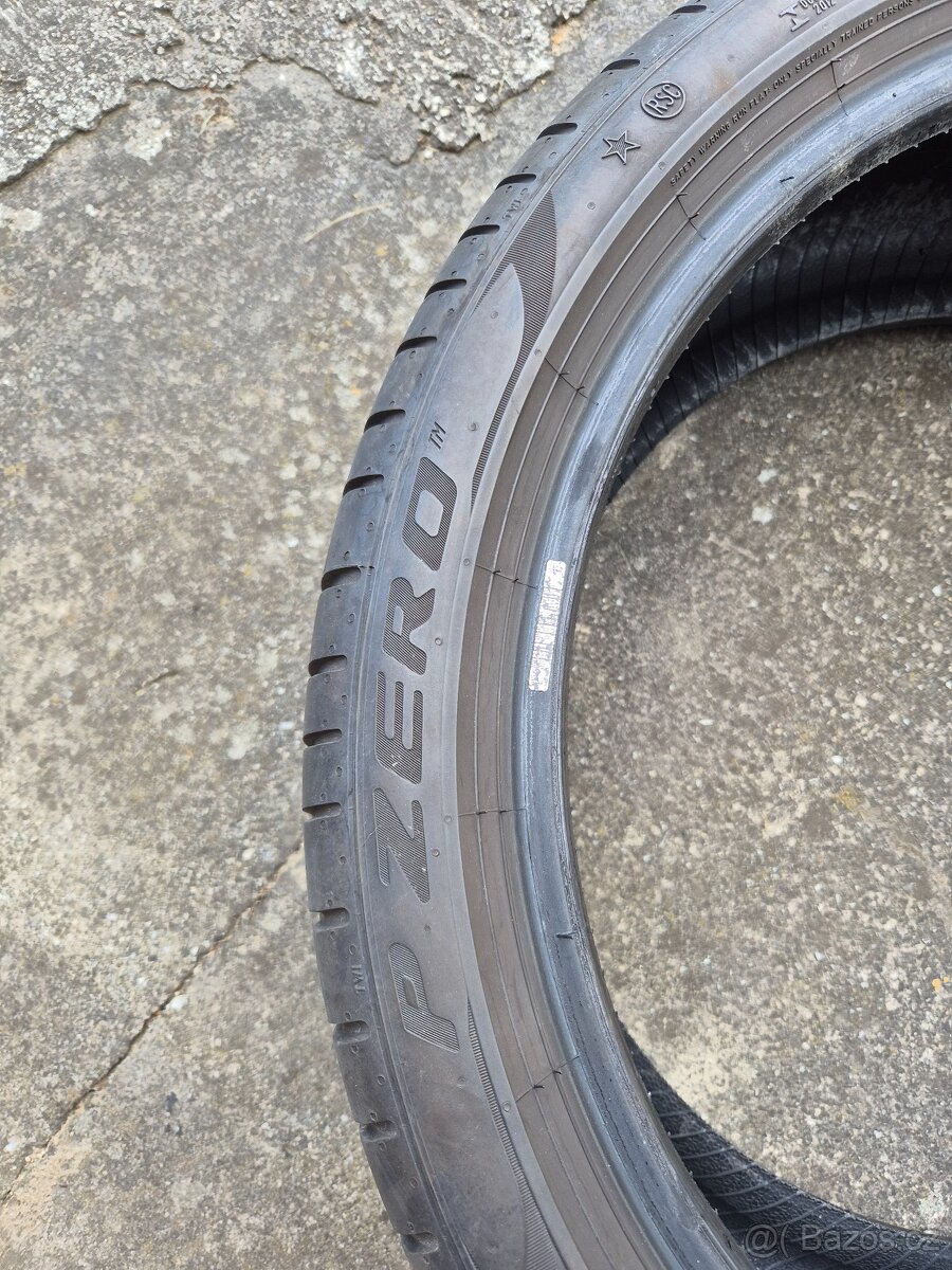 1 ks letní Pirelli P Zero 255/35 R19 - 2