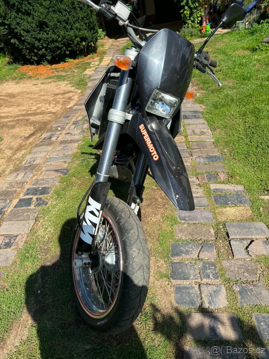 KTM lc4 640 supermoto - 2