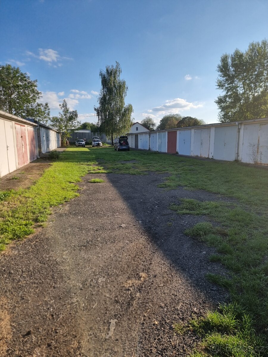 Garáž - 2