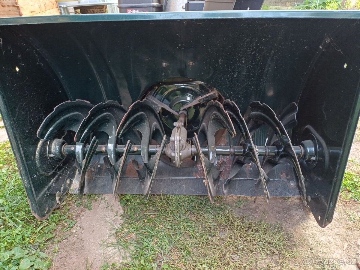 BENZÍNOVÁ SNĚHOVÁ FRÉZA 10,5 HP - 2