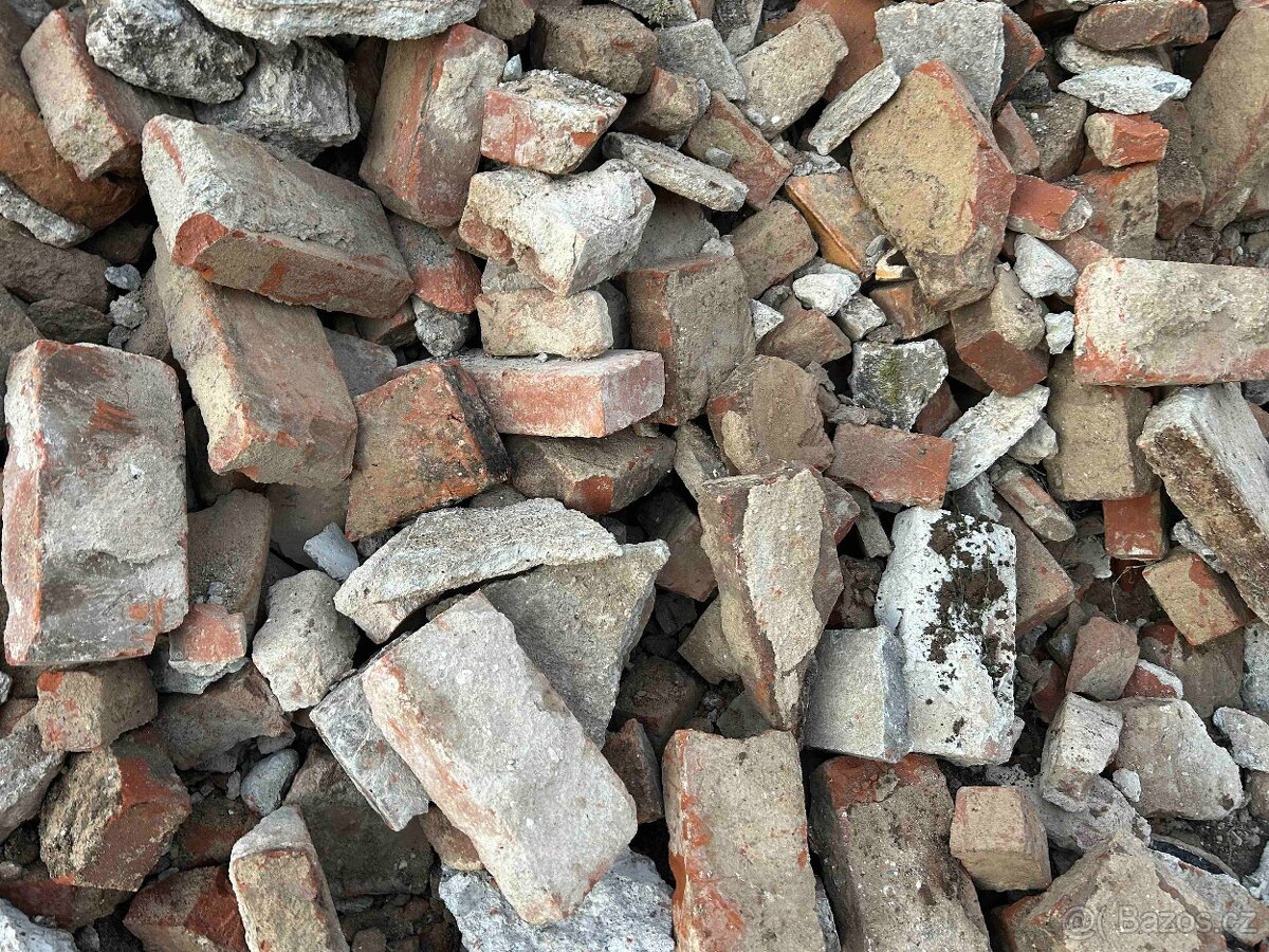 Staré zvonivé cihly - 2