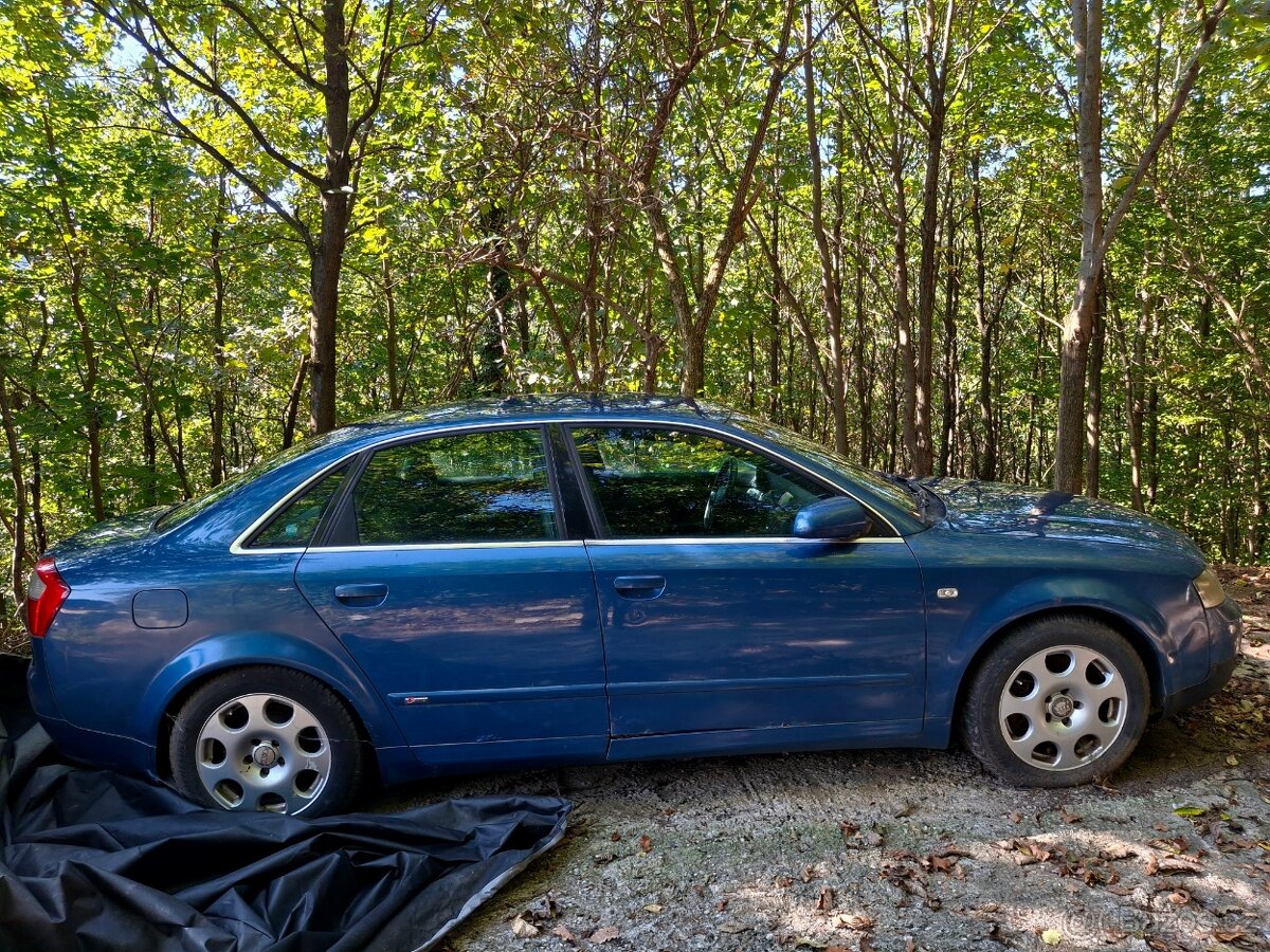 Audi A4 2.5 TDi quattro - 2