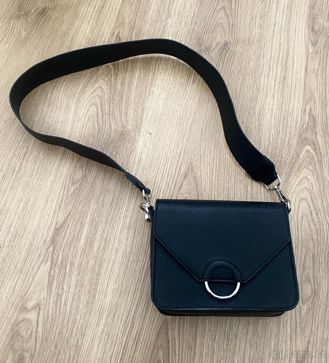 Nová černá crossbody kabelka HM - 2