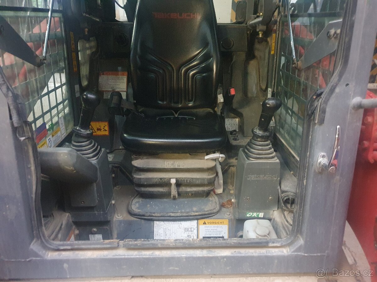 pásový nakladač TAKEUCHI TL8 - 2