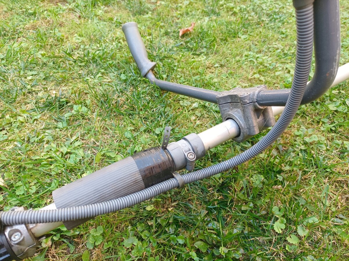 Křovinořez Oleo-Mac 725 T - 2