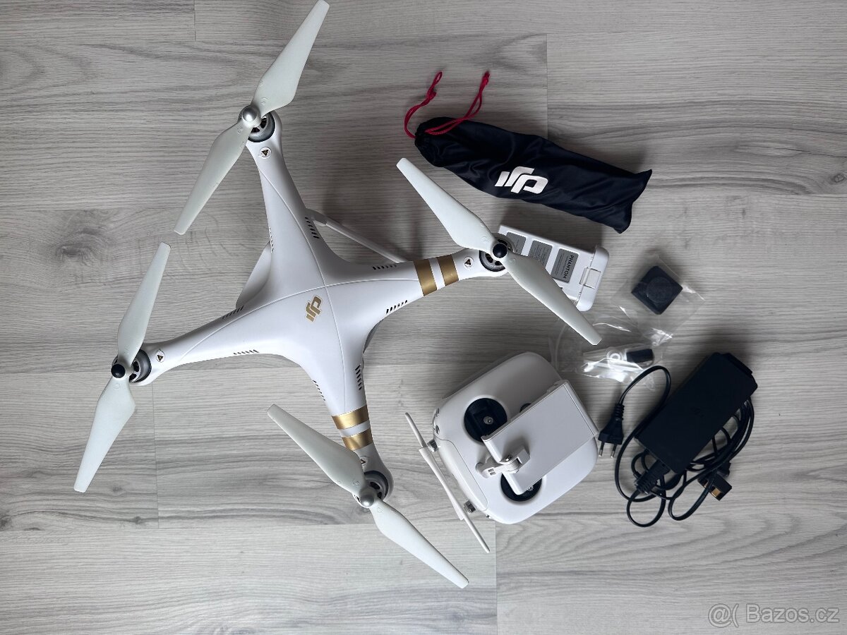 DJI Phantom 3 Pro + batoh Manfrotto - 2