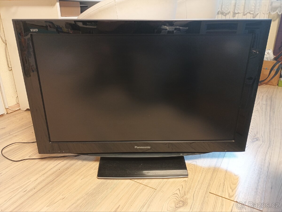 Televizor PANASONIC Viera + set top box zdarma - 2