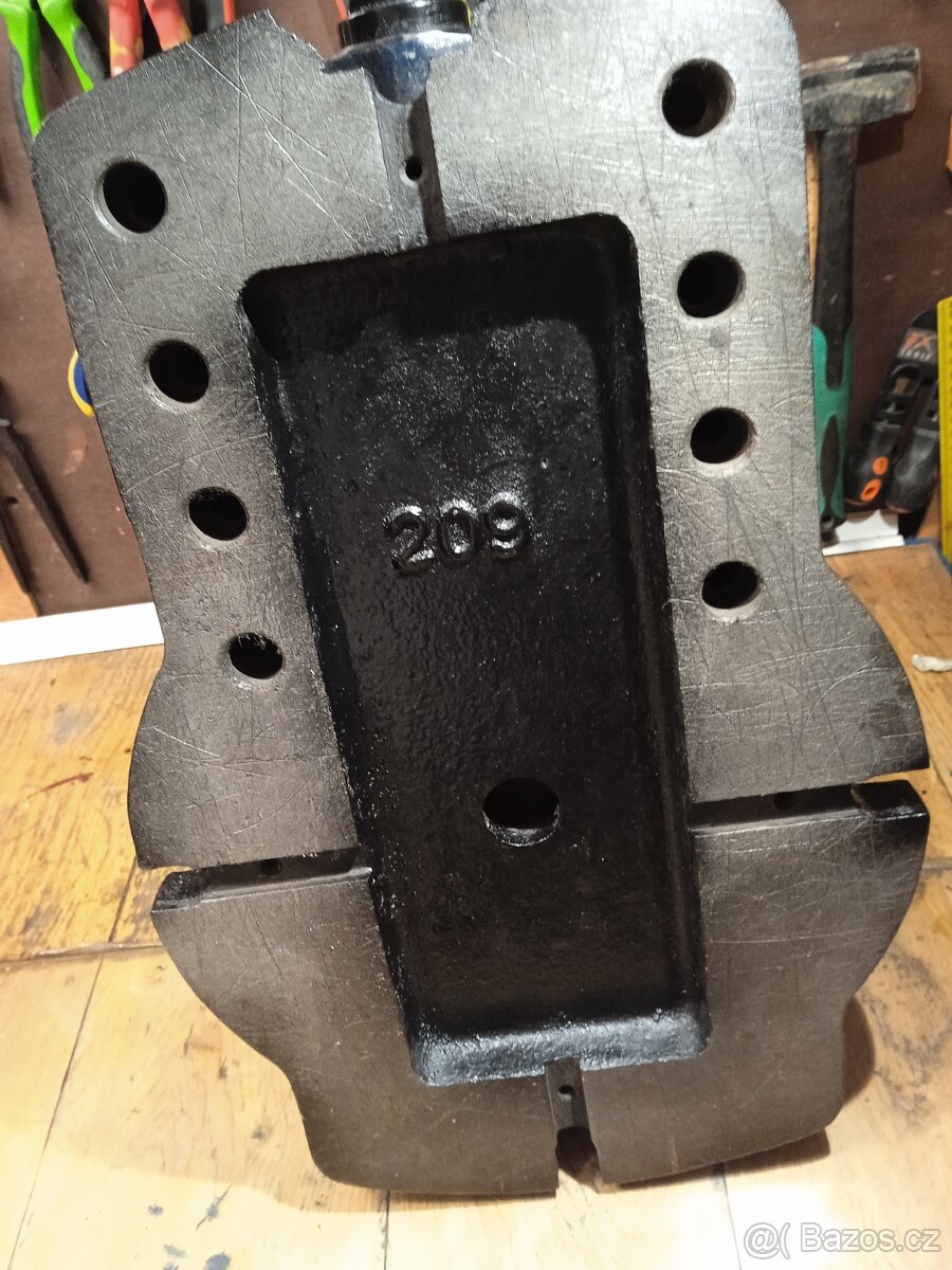 Strojní svěrák - 2